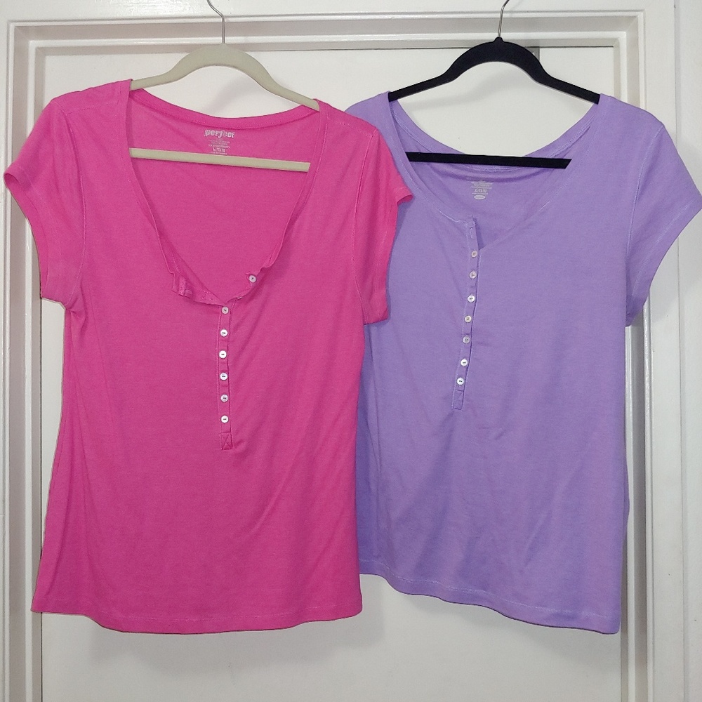 V neck t-shirts